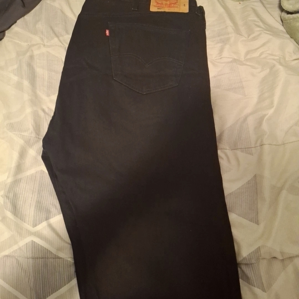 Levi's Men's Relaxed Black Jeans - Classic Black Denim